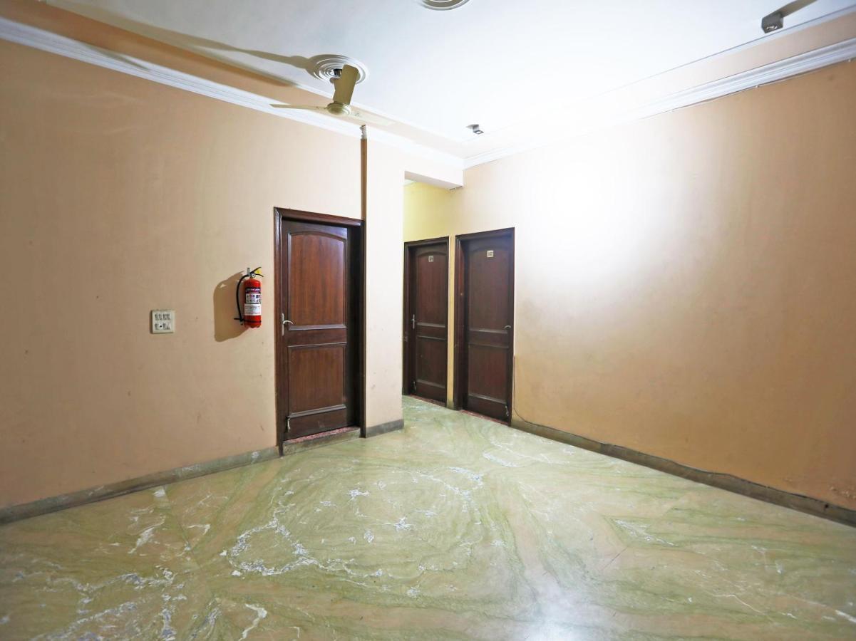 Oyo 70930 The Moon Hotel Asansol Luaran gambar