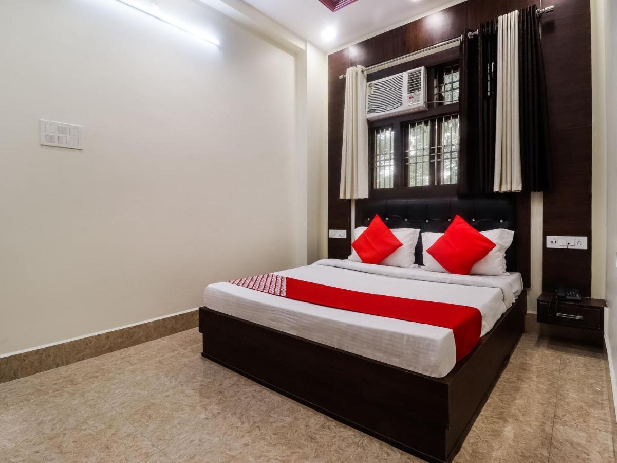 Oyo 70930 The Moon Hotel Asansol Luaran gambar